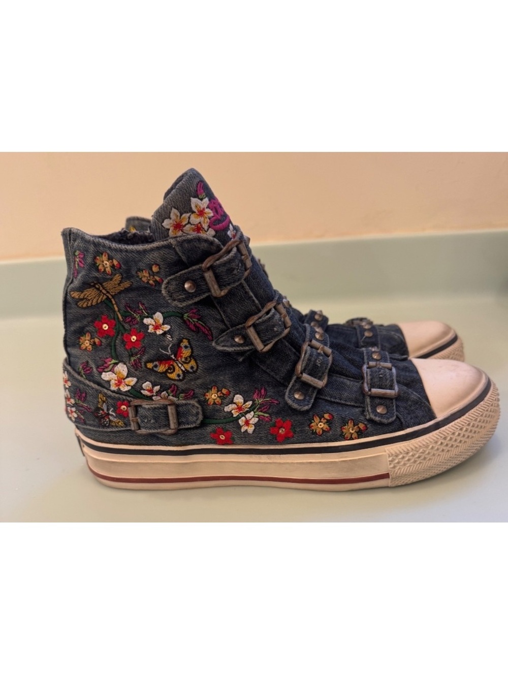 Size 7 Ash VIRTU Limited Edition Embroidered Denim High-Top Sneakers Size 7 - Picture 3 of 7